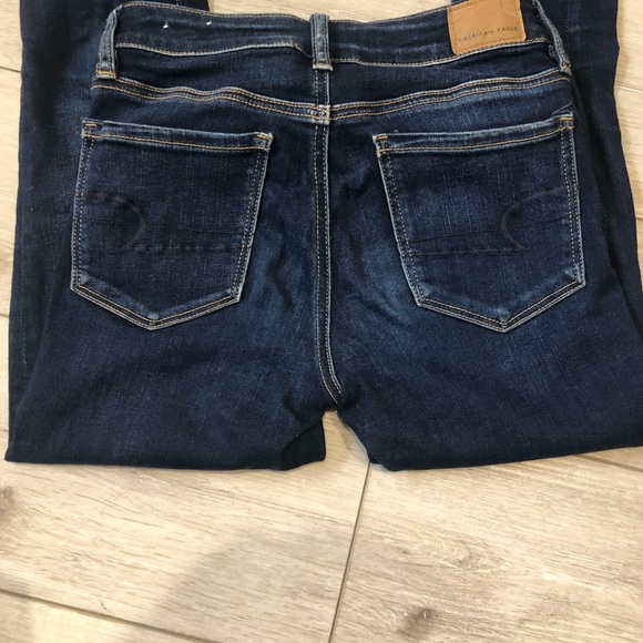 AE Next Level Jeggings. American eagle jeans. Color:darkness falls. Size 2 Long - Picture 2 of 3